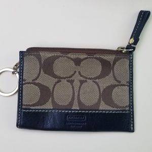 Coach coin purse with keychain